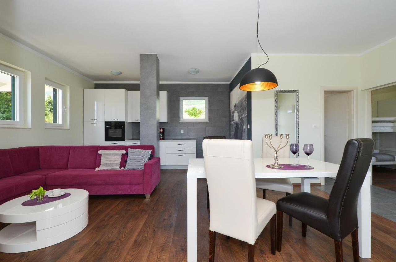 Holiday Home Nevera Kaštela 외부 사진