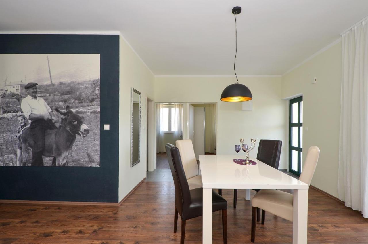 Holiday Home Nevera Kaštela 외부 사진